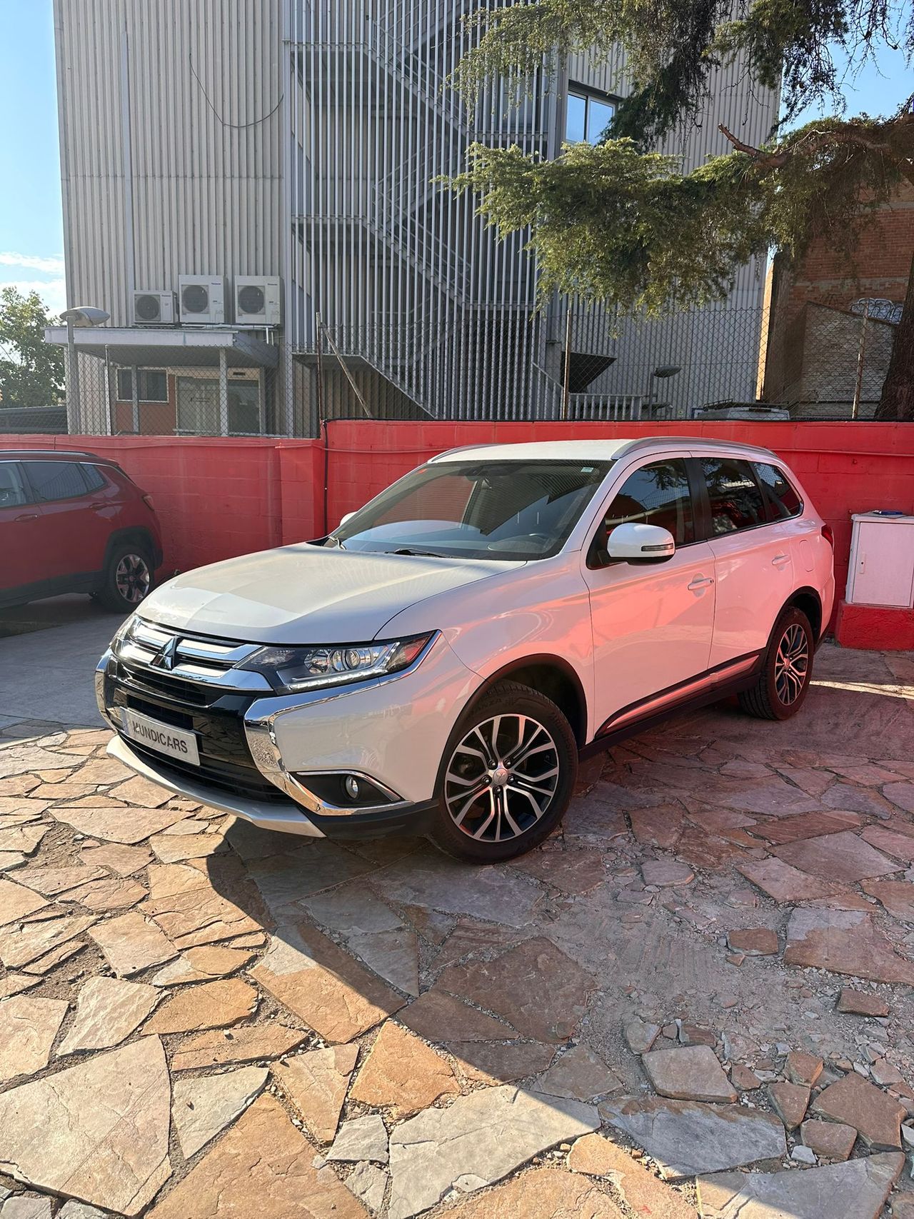 Mitsubishi Outlander 200 MPI Motion CVT 2WD 5 Plazas - Foto 9