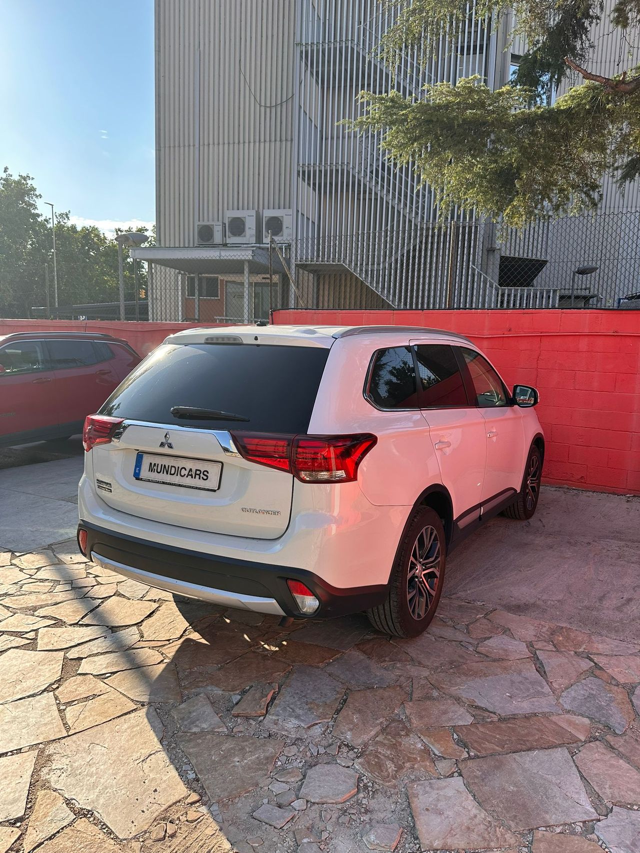 Mitsubishi Outlander 200 MPI Motion CVT 2WD 5 Plazas - Foto 13