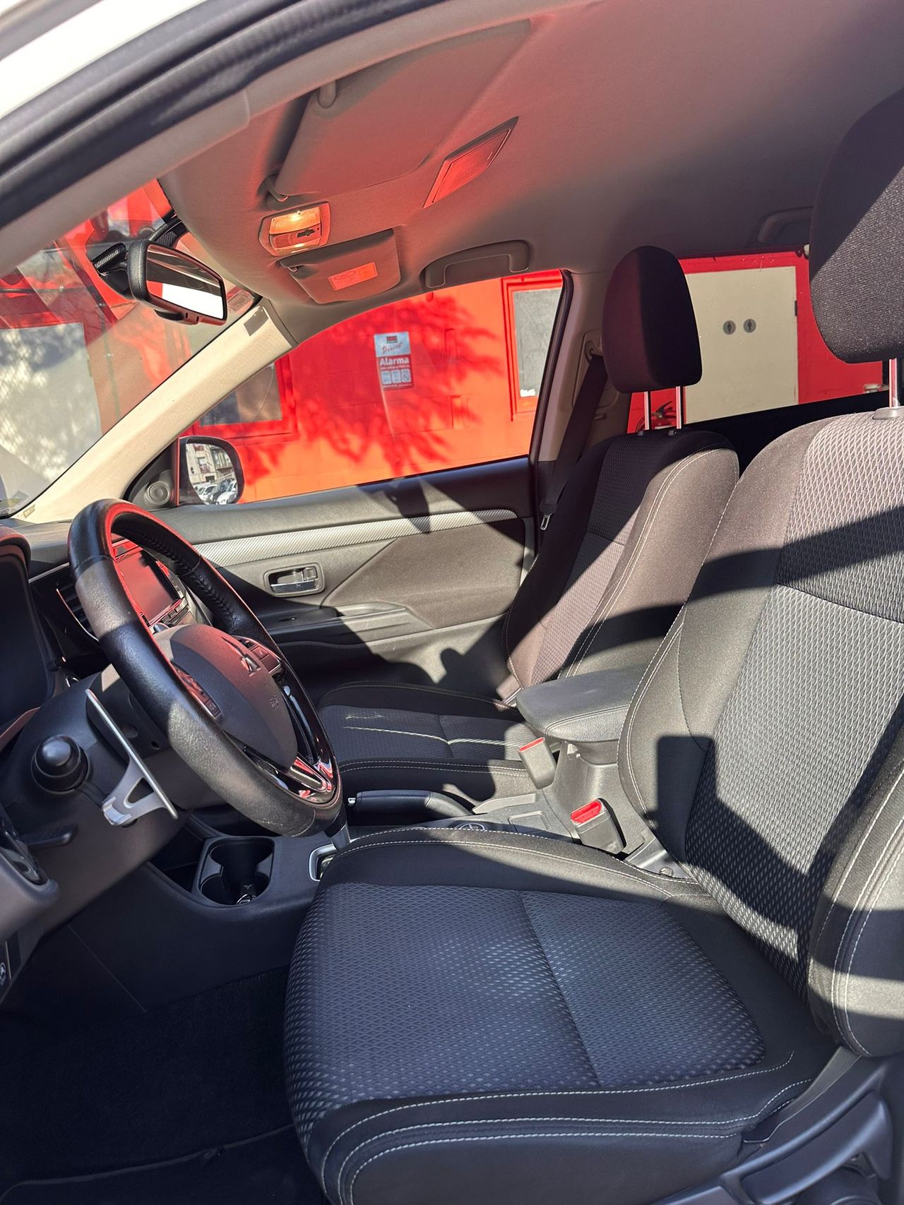 Mitsubishi Outlander 200 MPI Motion CVT 2WD 5 Plazas - Foto 19