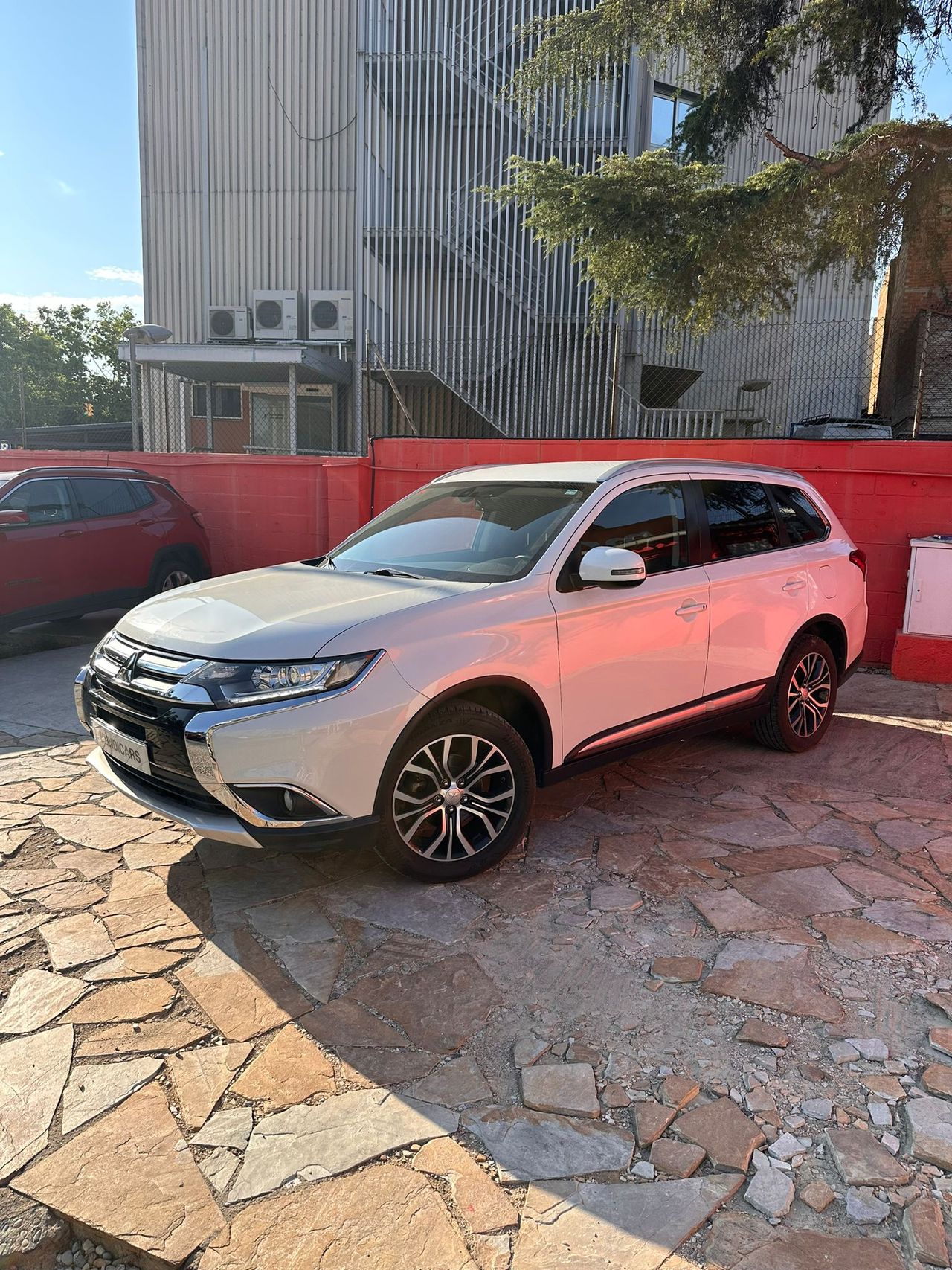 Mitsubishi Outlander 200 MPI Motion CVT 2WD 5 Plazas - Foto 8