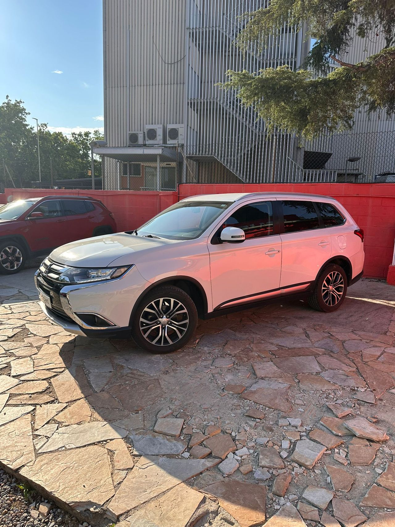 Mitsubishi Outlander 200 MPI Motion CVT 2WD 5 Plazas - Foto 7