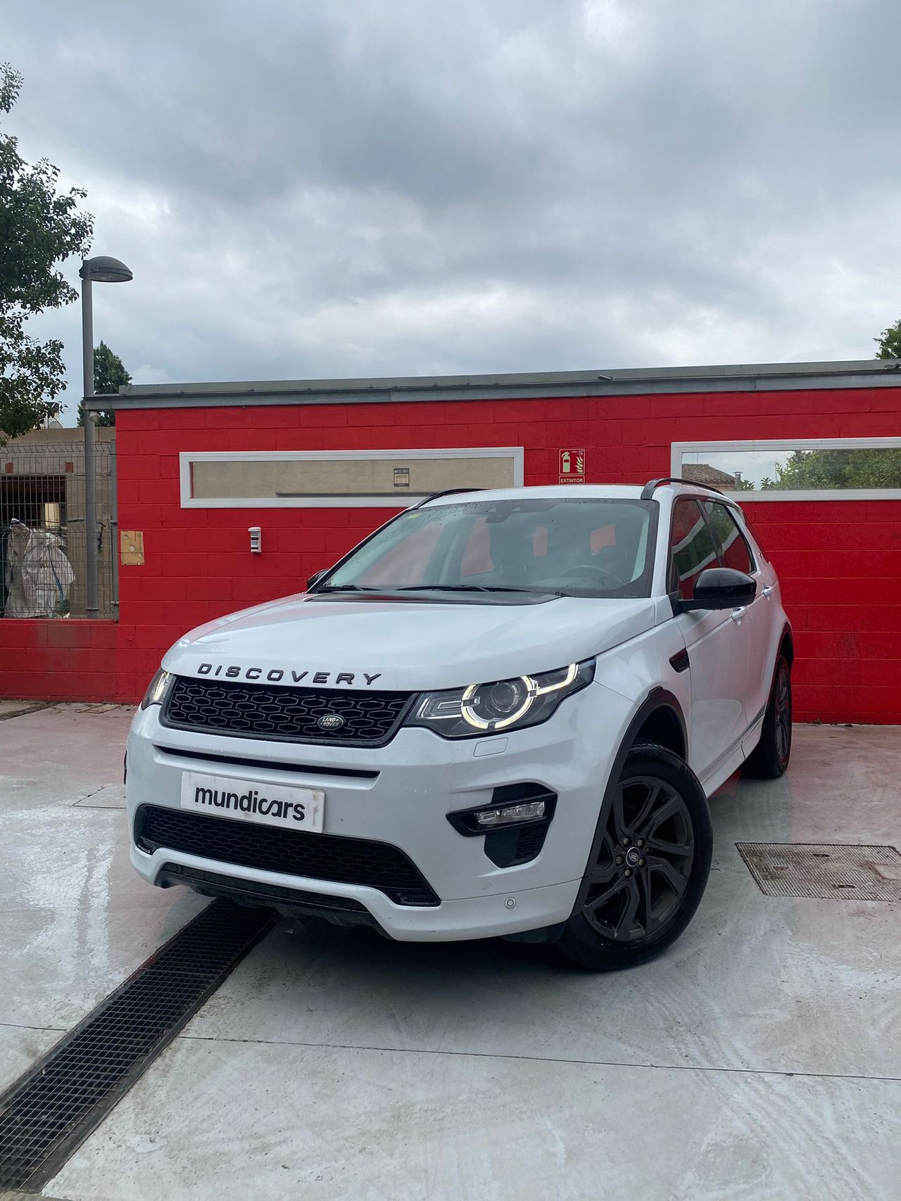 Land-Rover Discovery Sport 2.0L TD4 110kW (150CV) 4x4 SE - Foto 6