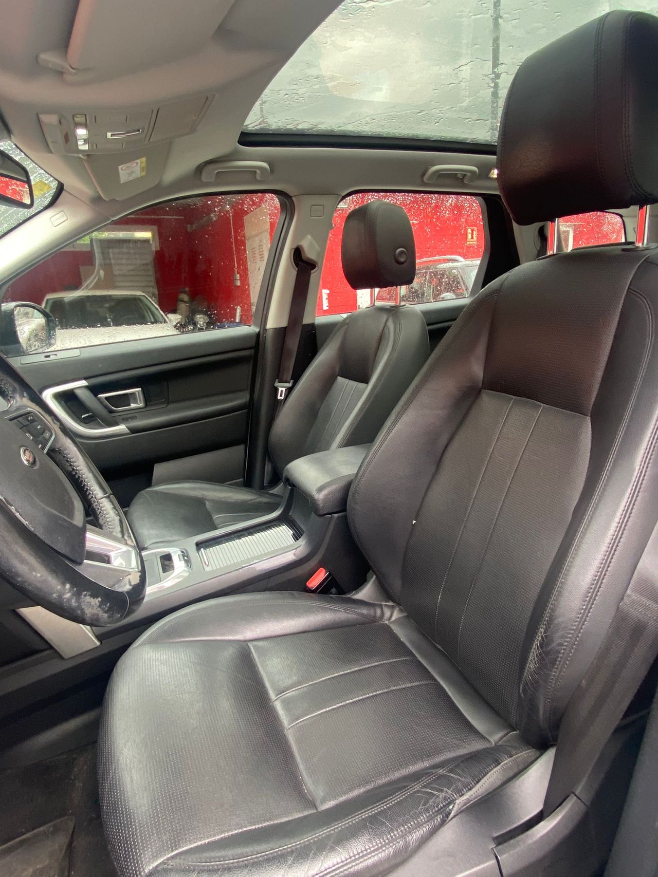 Land-Rover Discovery Sport 2.0L TD4 110kW (150CV) 4x4 SE - Foto 16