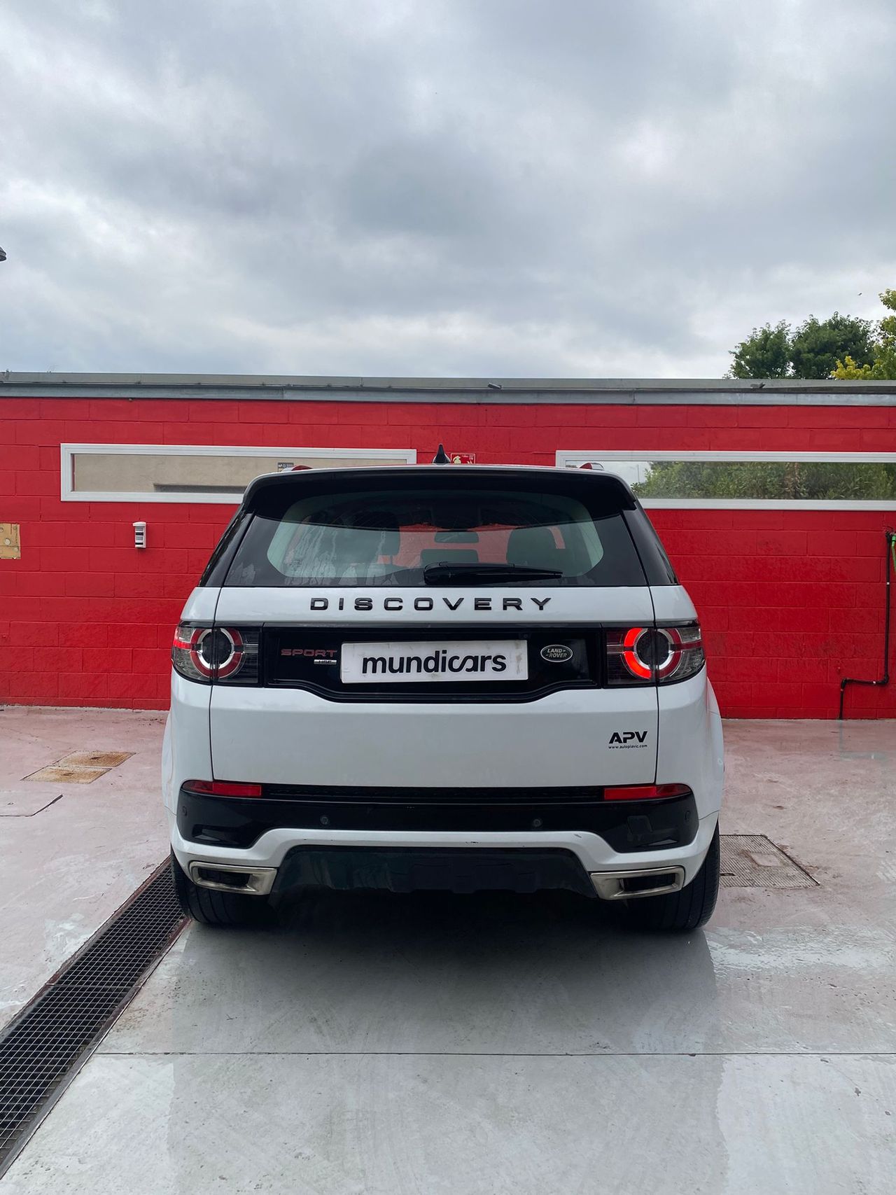Land-Rover Discovery Sport 2.0L TD4 110kW (150CV) 4x4 SE - Foto 9