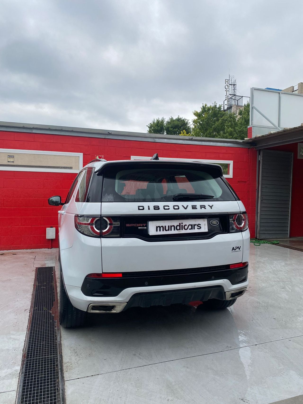 Land-Rover Discovery Sport 2.0L TD4 110kW (150CV) 4x4 SE - Foto 12