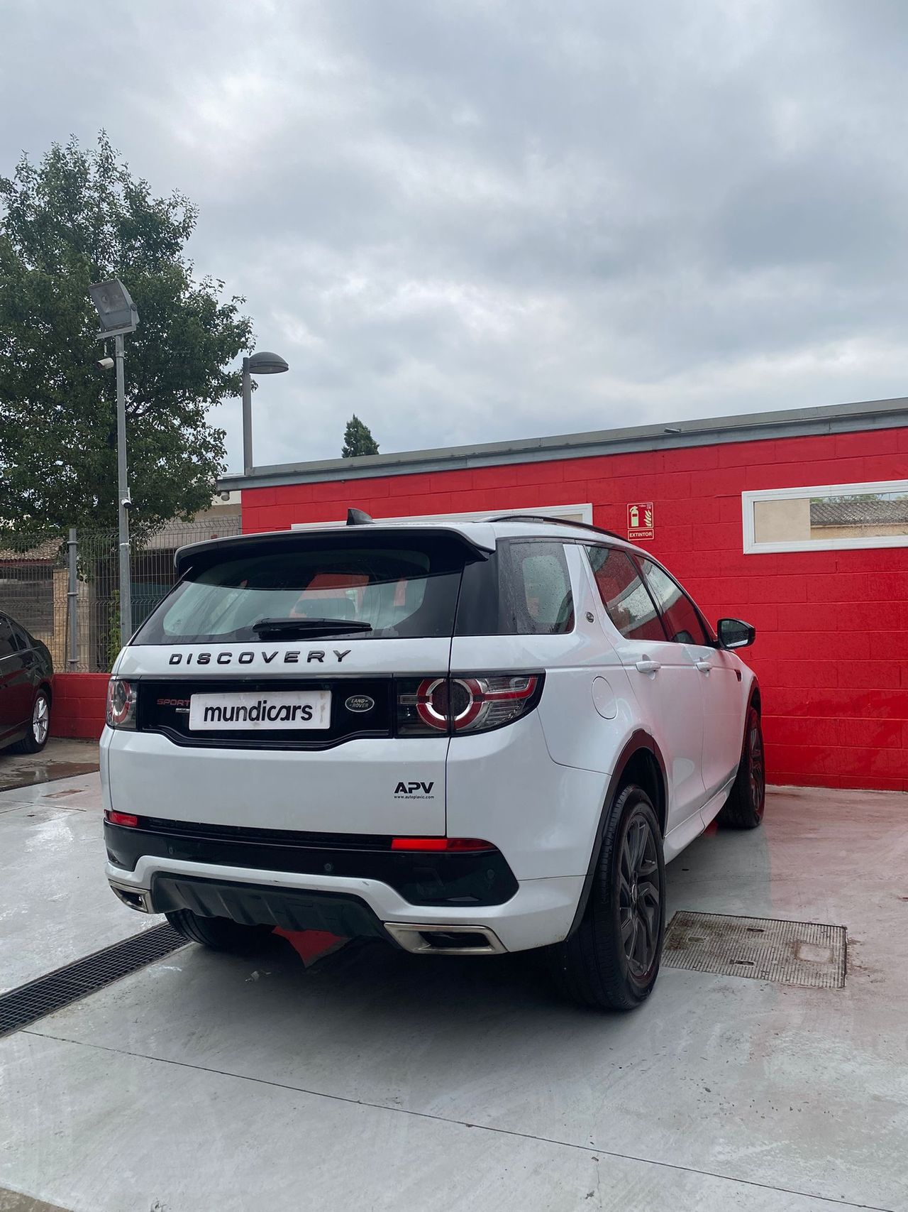 Land-Rover Discovery Sport 2.0L TD4 110kW (150CV) 4x4 SE - Foto 13