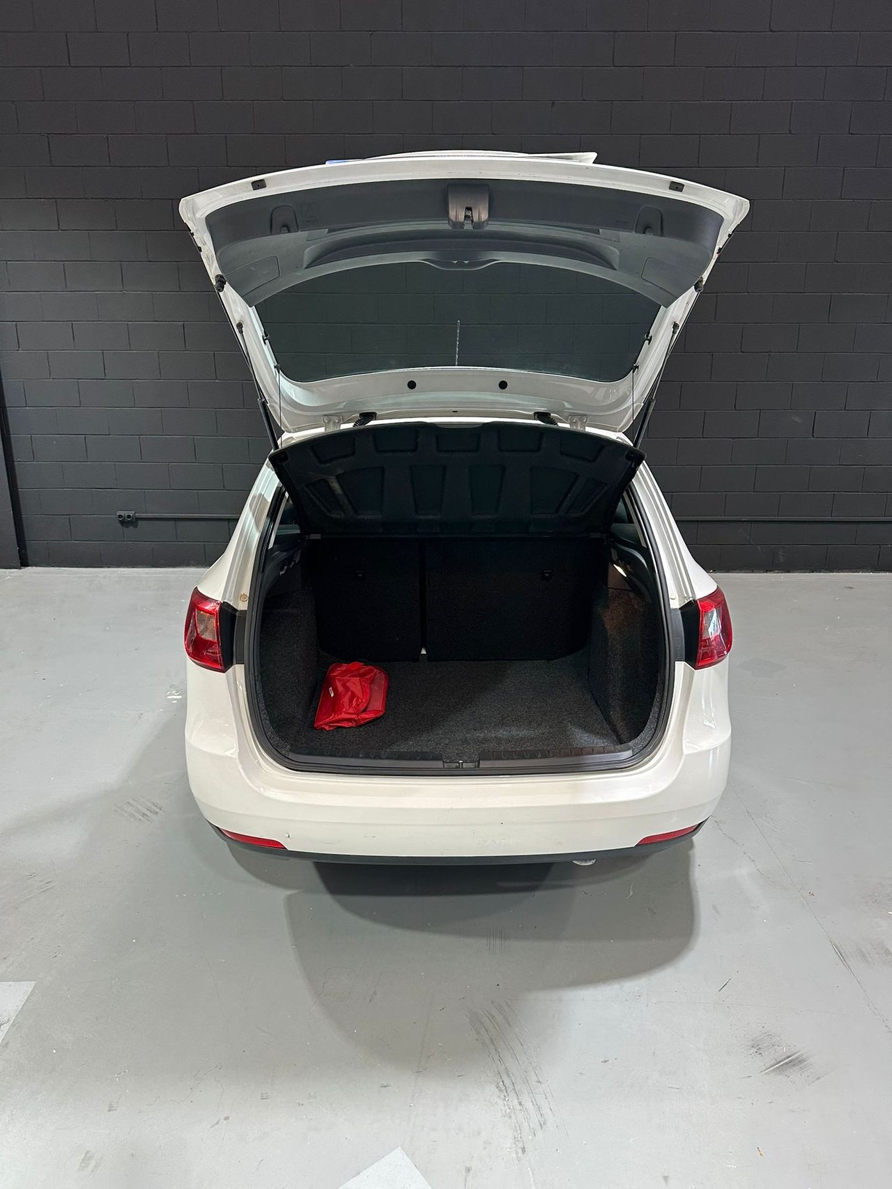 Seat Ibiza ST 1.2 TSI 105cv Style ITech 30 Aniv DSG - Foto 10