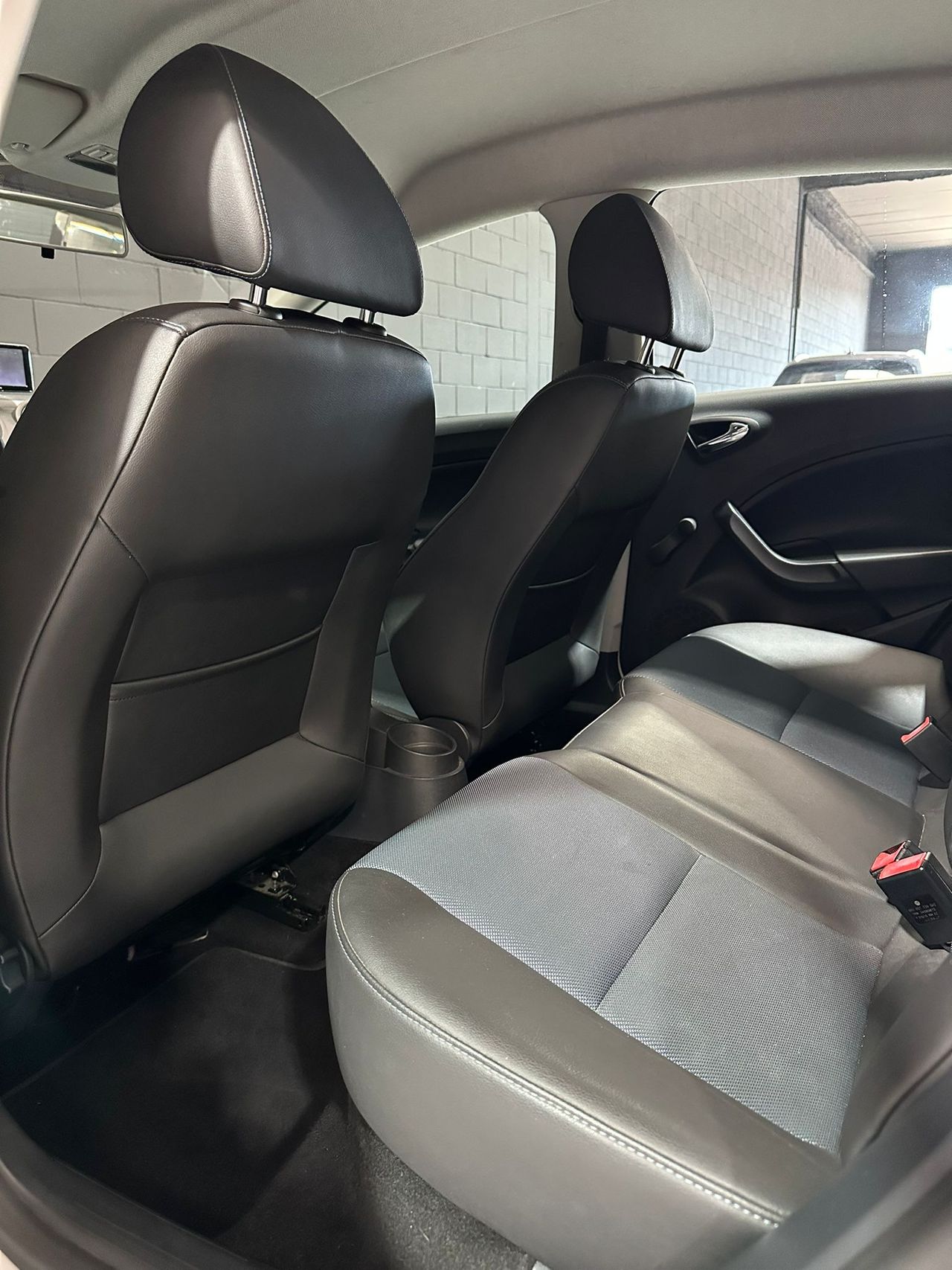 Seat Ibiza ST 1.2 TSI 105cv Style ITech 30 Aniv DSG - Foto 17