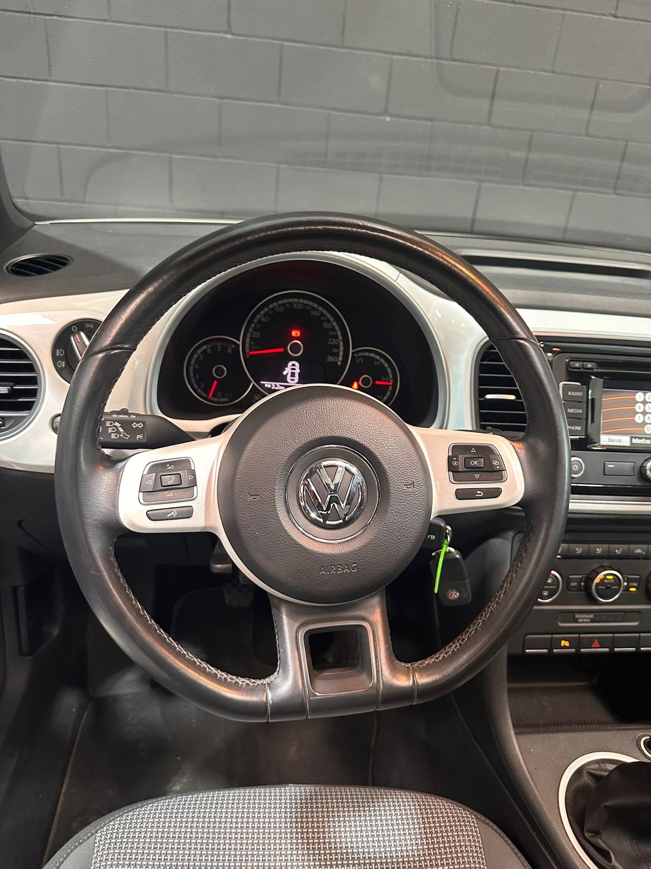 Volkswagen Beetle 1.2 TSI 105cv Design - Foto 13