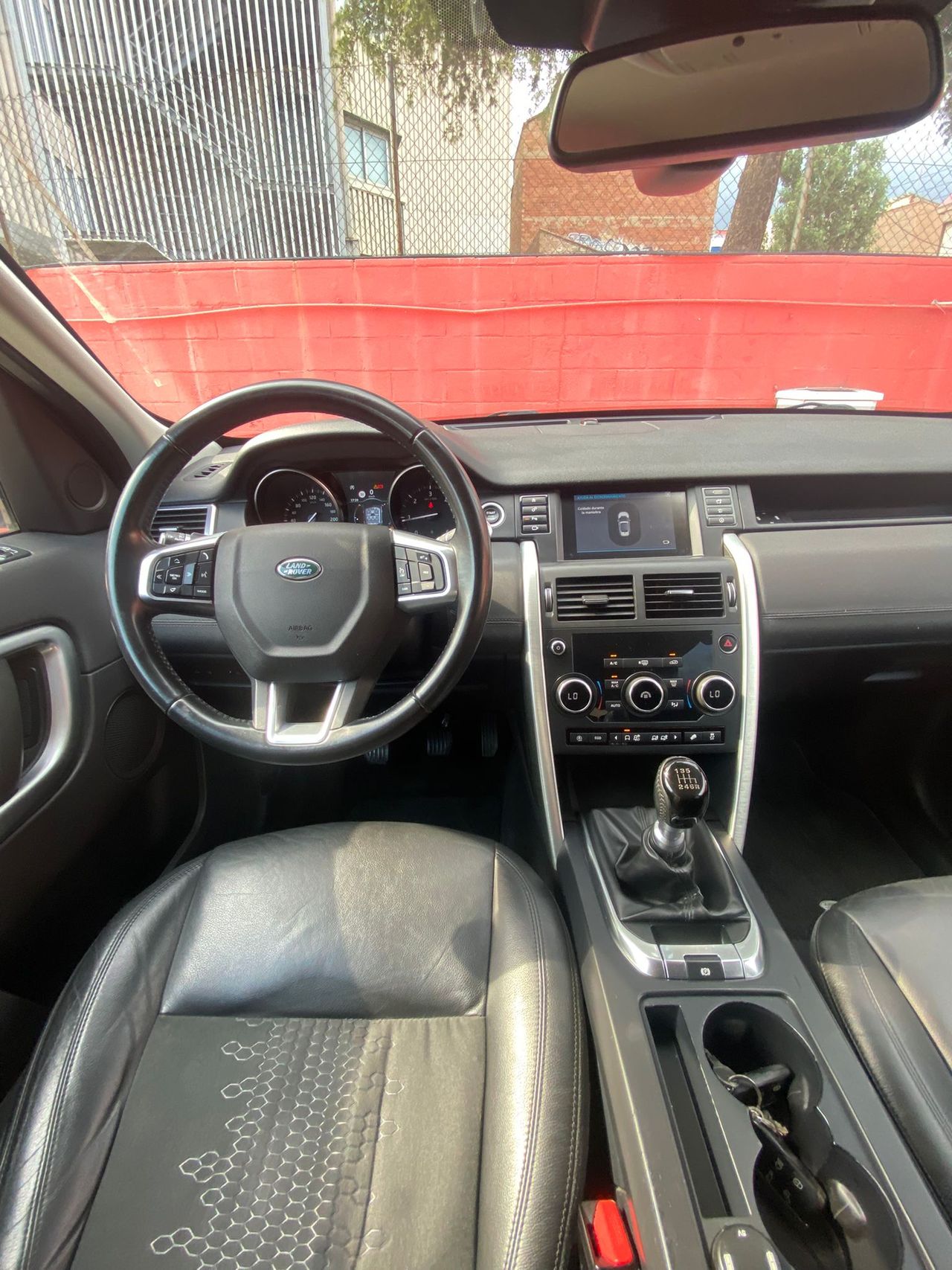 Land-Rover Discovery Sport 2.0L TD4 110kW (150CV) 4x4 SE - Foto 13