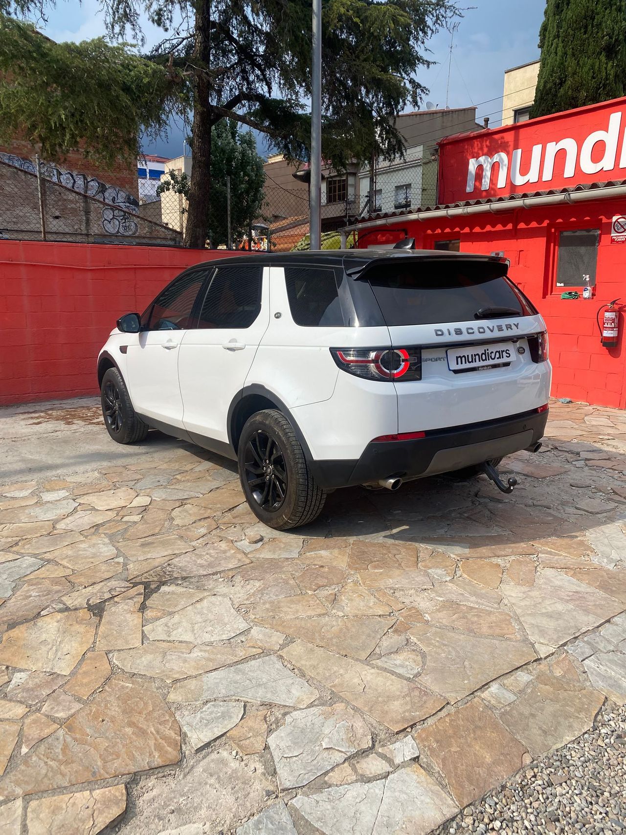Land-Rover Discovery Sport 2.0L TD4 110kW (150CV) 4x4 SE - Foto 11
