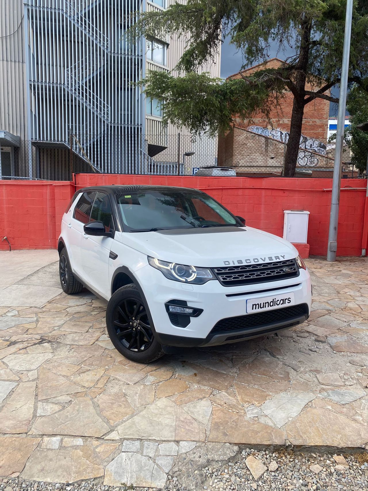 Land-Rover Discovery Sport 2.0L TD4 110kW (150CV) 4x4 SE - Foto 6
