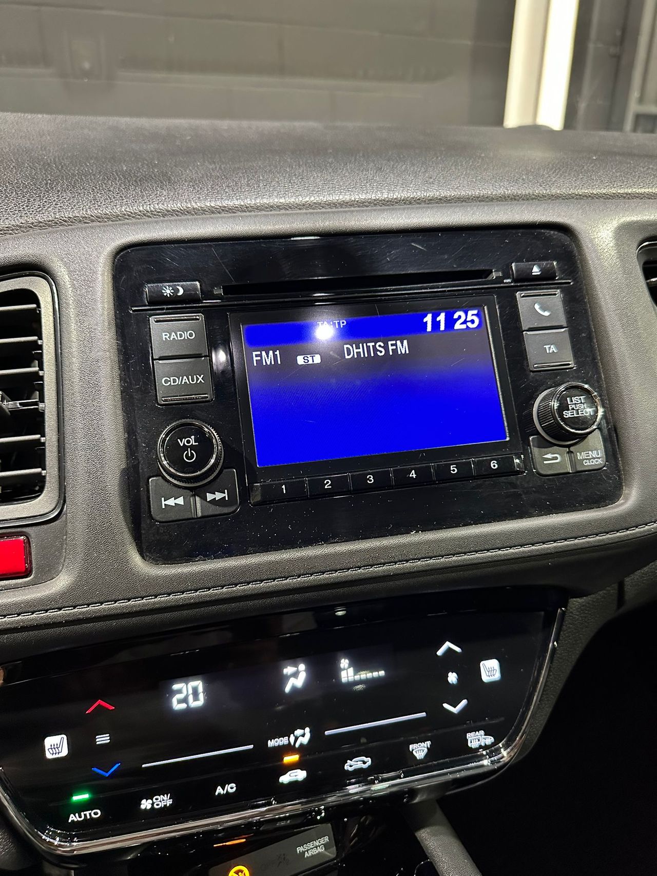 Honda HR-V 1.6 i-DTEC Comfort - Foto 15