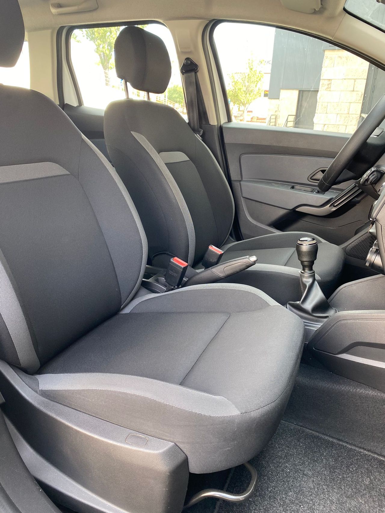 Dacia Duster Essential 1.6 84kW (114CV) 4X2 - Foto 14