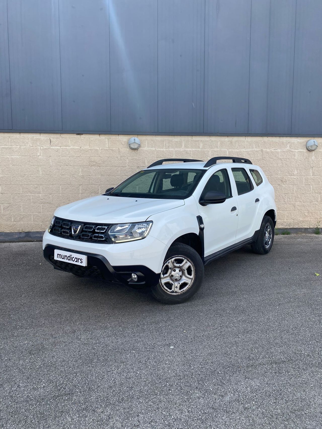 Dacia Duster Essential 1.6 84kW (114CV) 4X2 - Foto 5