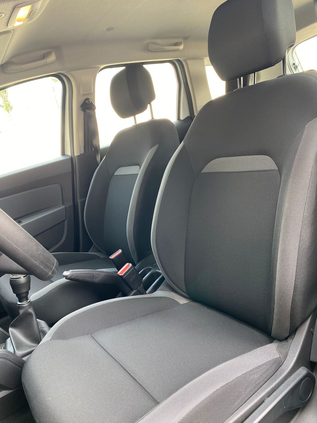Dacia Duster Essential 1.6 84kW (114CV) 4X2 - Foto 12