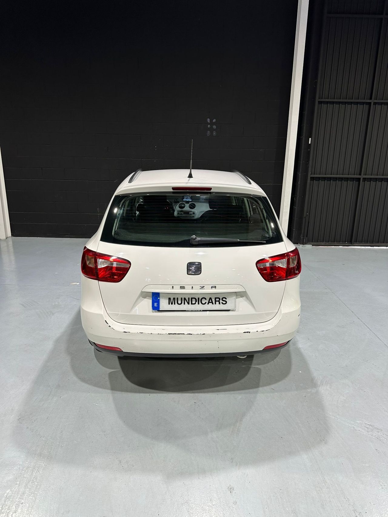 Seat Ibiza ST 1.6 TDI 90cv Reference - Foto 9