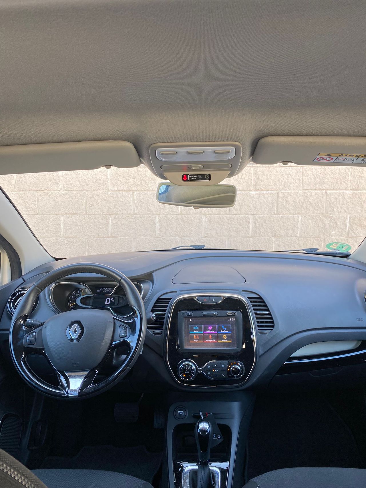 Renault Captur Zen TCe 120 - Foto 11