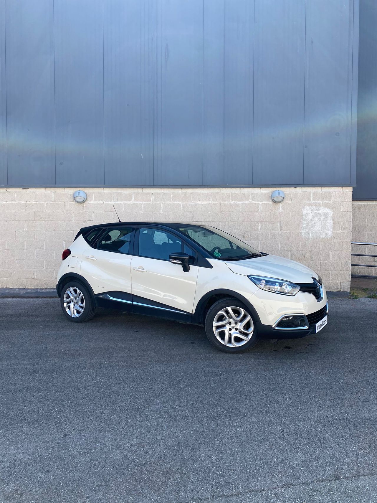 Renault Captur Zen TCe 120 - Foto 4