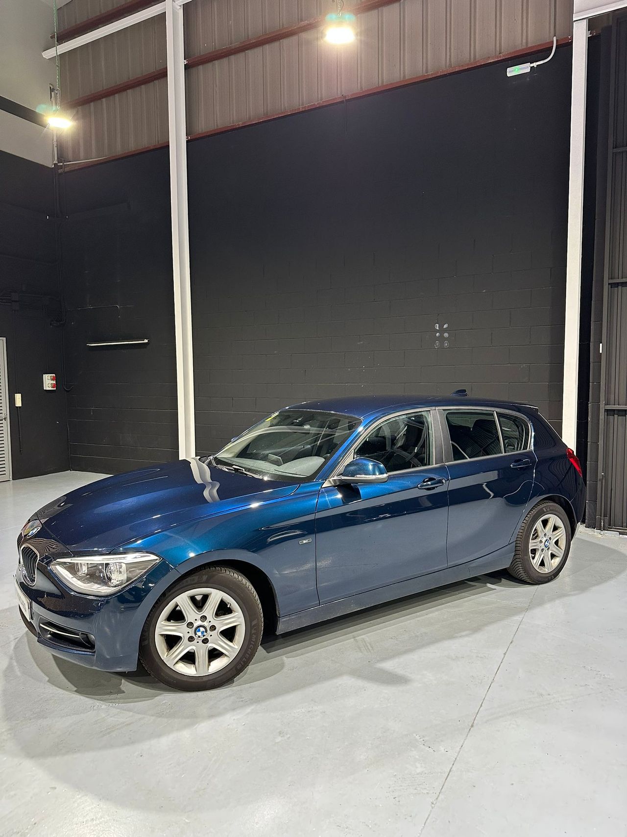 BMW Serie 1 118d xDrive - Foto 8