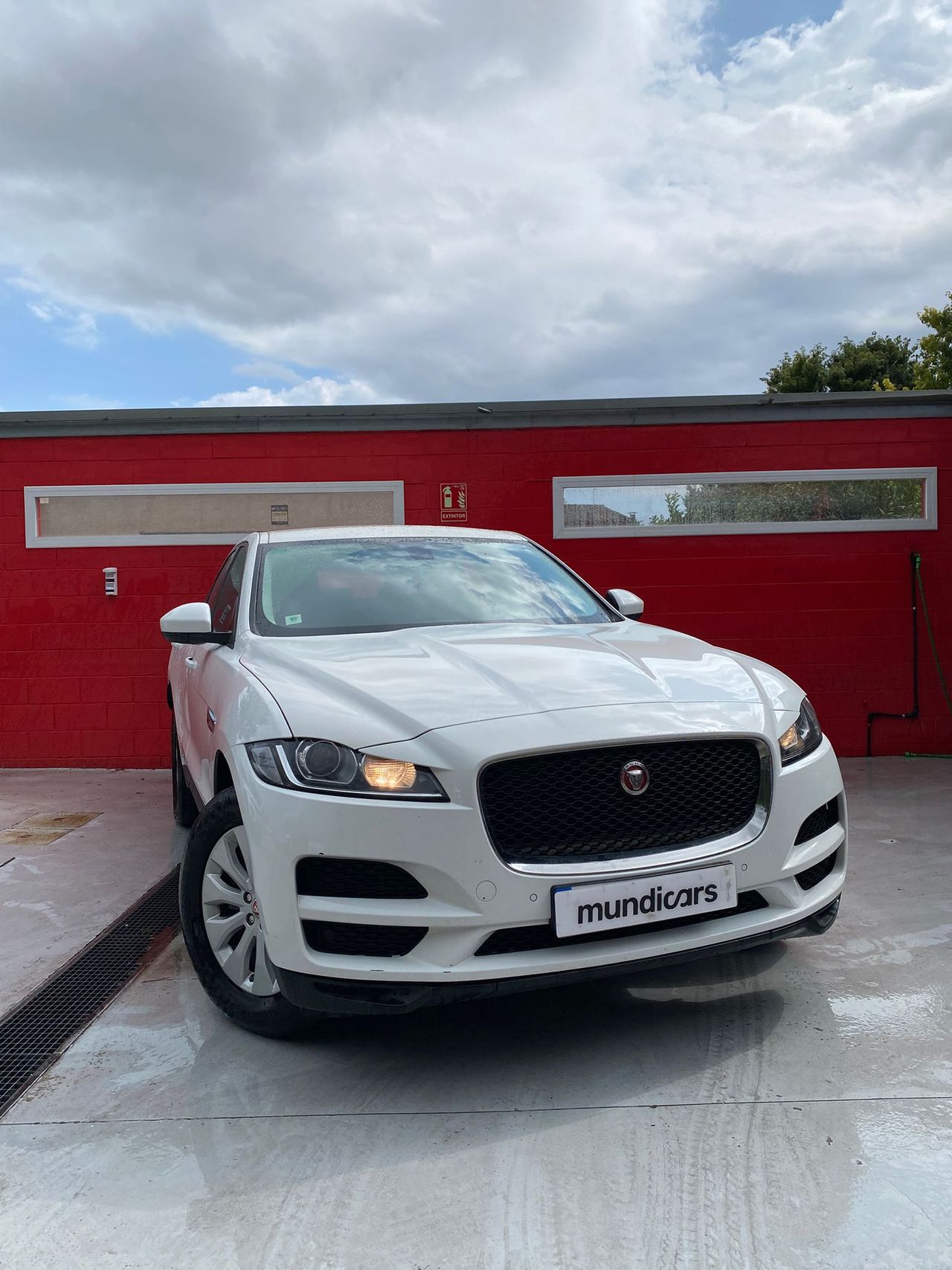 Jaguar F-Pace 2.0L i4D AWD Automático Portfolio - Foto 5