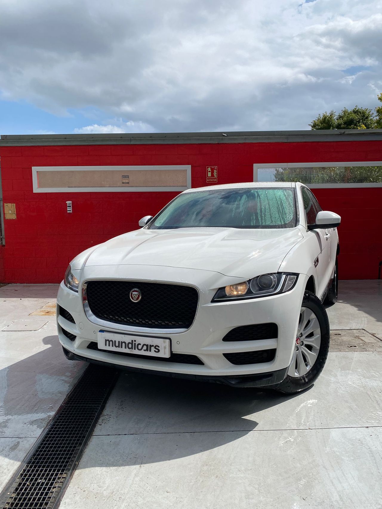 Jaguar F-Pace 2.0L i4D AWD Automático Portfolio - Foto 7