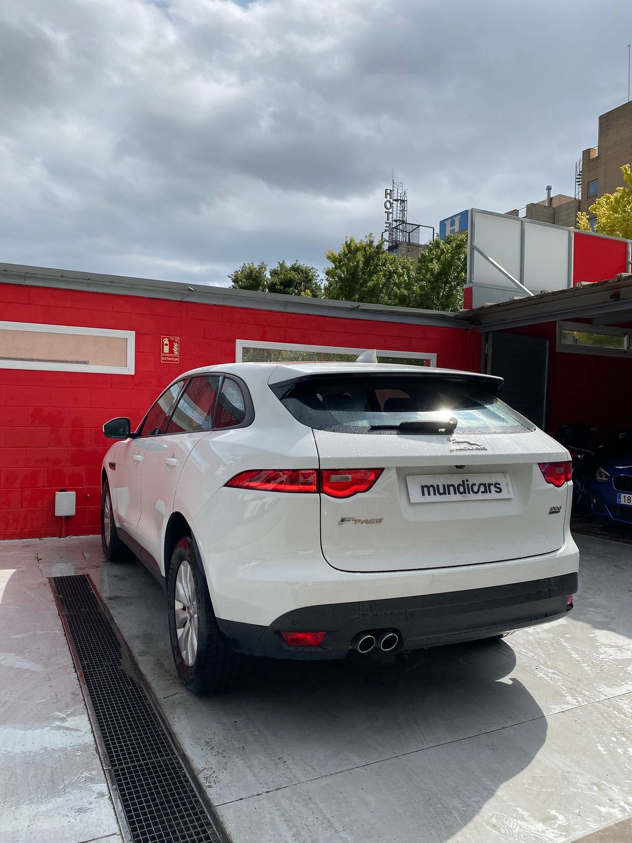 Jaguar F-Pace 2.0L i4D AWD Automático Portfolio - Foto 10