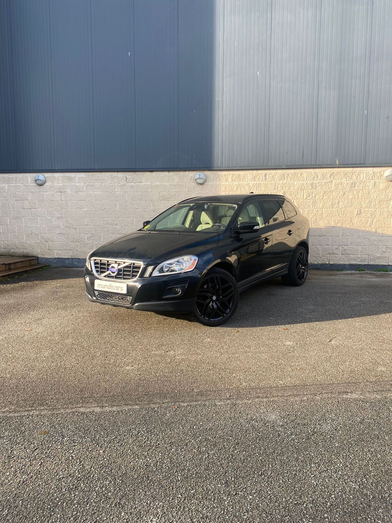 Volvo XC60 2.4 D3 AWD Momentum - Foto 7