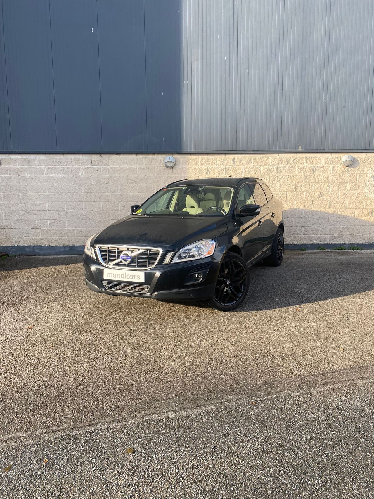 Volvo XC60 2.4 D3 AWD Momentum - Foto 8
