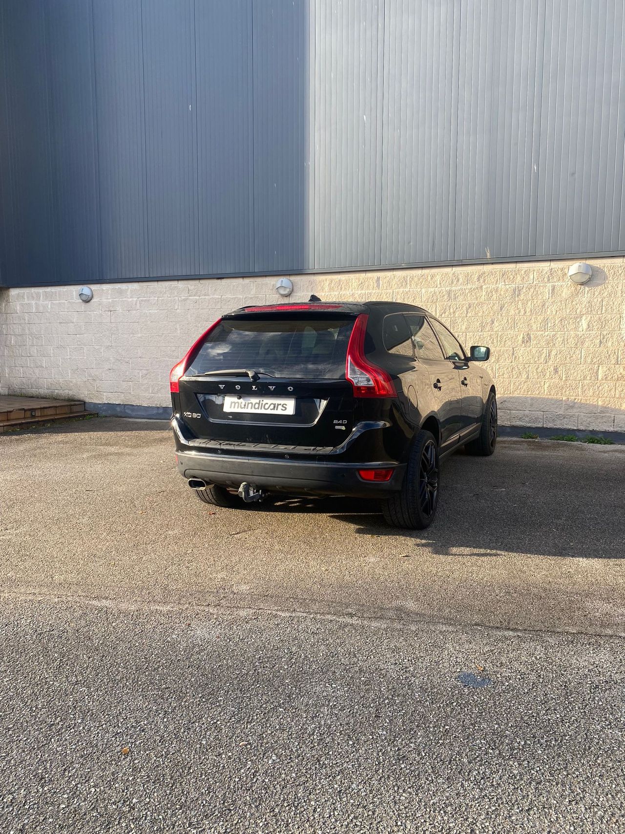 Volvo XC60 2.4 D3 AWD Momentum - Foto 9
