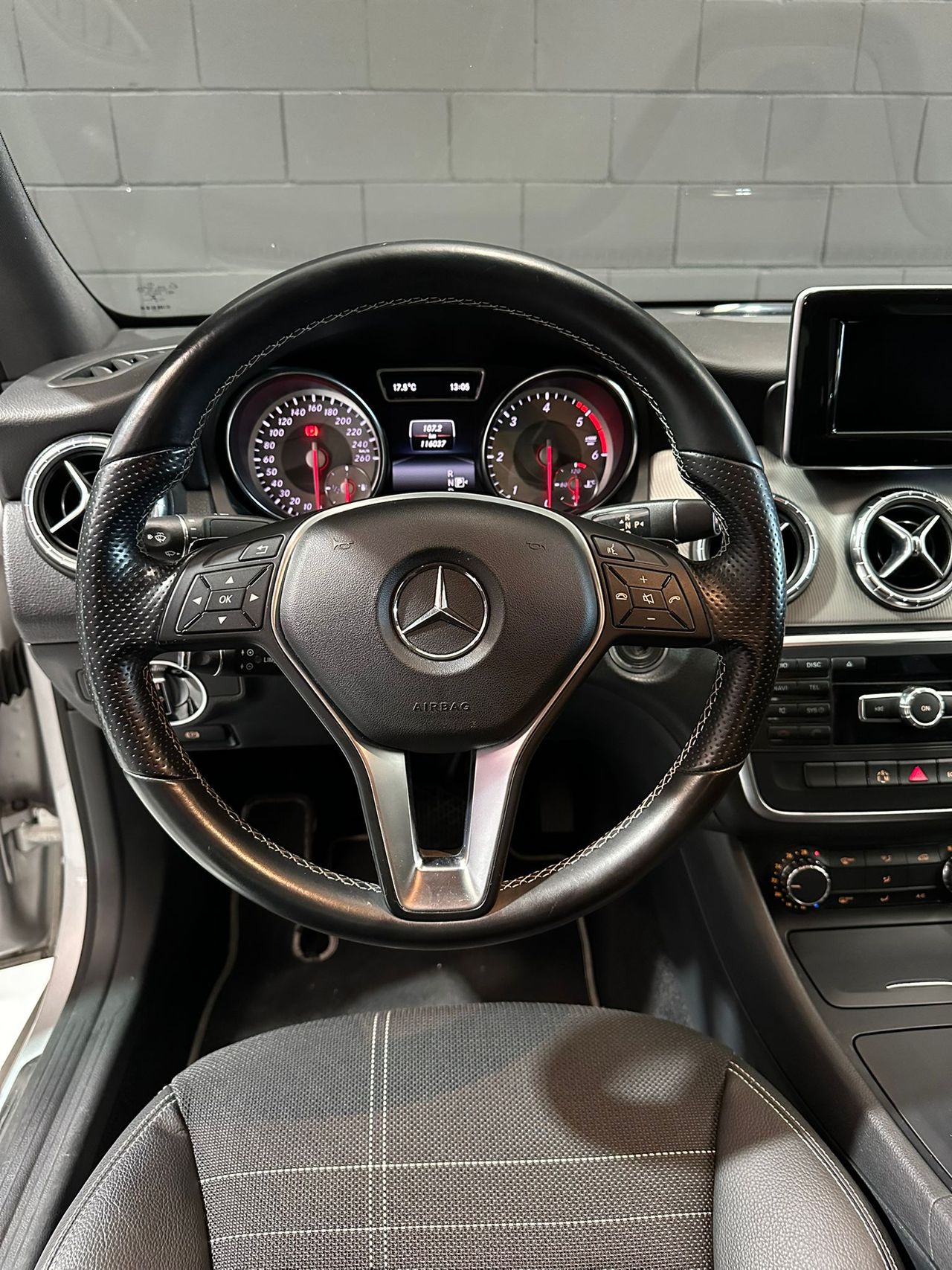 Mercedes Clase CLA CLA 220 CDI Aut. Urban - Foto 14