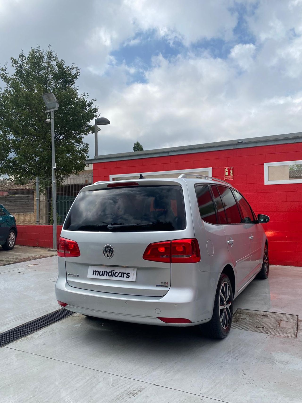 Volkswagen Touran 1.6 TDI 105cv DSG Advance Bmotion Tech - Foto 11