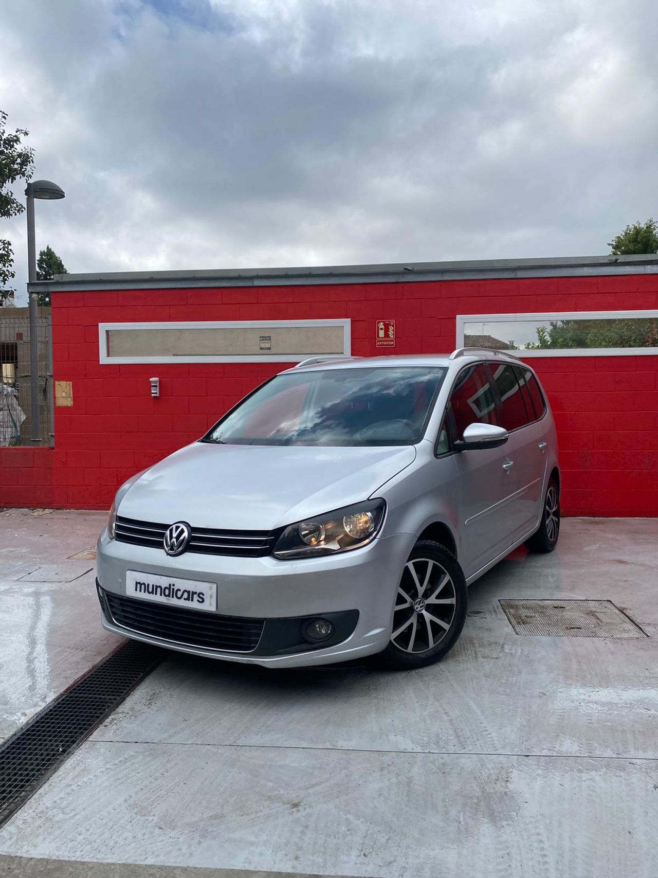 Volkswagen Touran 1.6 TDI 105cv DSG Advance Bmotion Tech - Foto 7