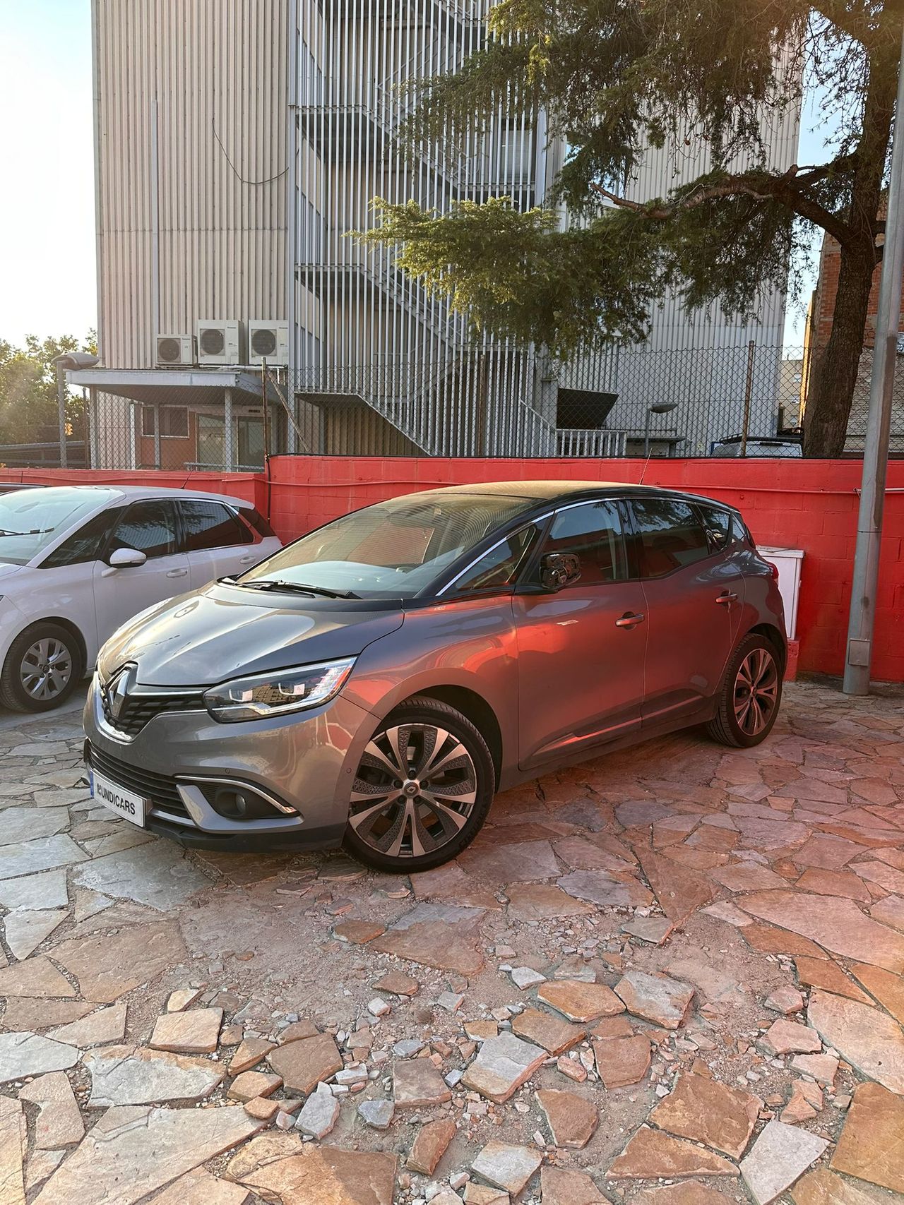 Renault Scénic Zen Energy TCe 103kW (140CV) EDC - Foto 8