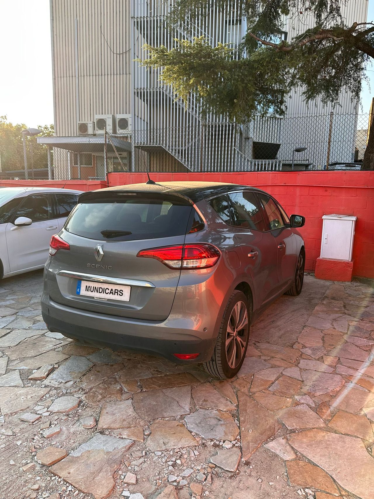 Renault Scénic Zen Energy TCe 103kW (140CV) EDC - Foto 10