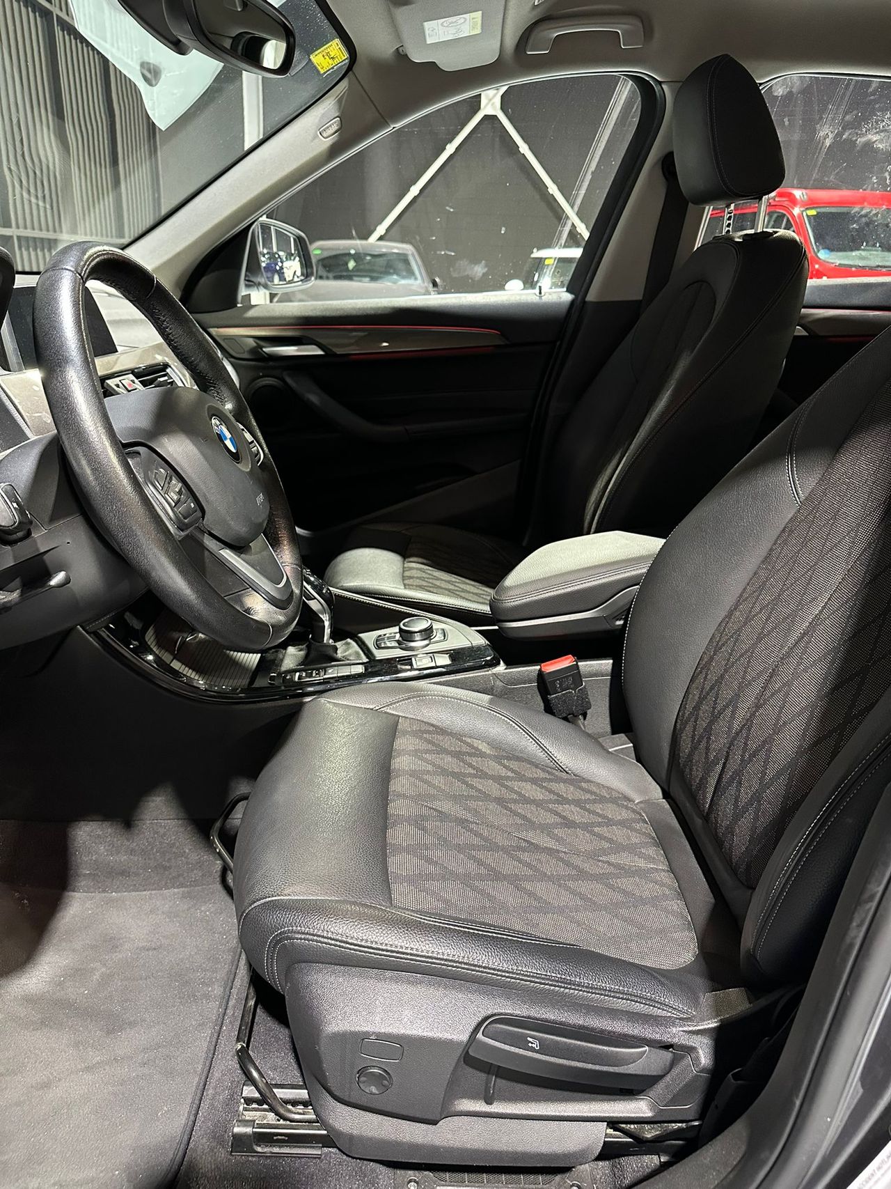 BMW X1 sDrive18i - Foto 11