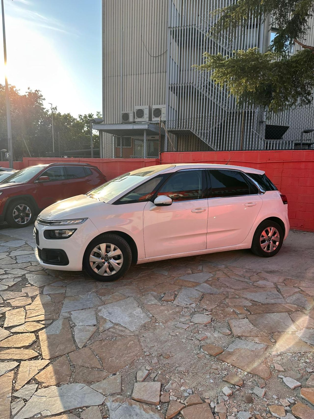 Citroën C4 Spacetourer BlueHDi 96KW (130CV) Feel - Foto 9