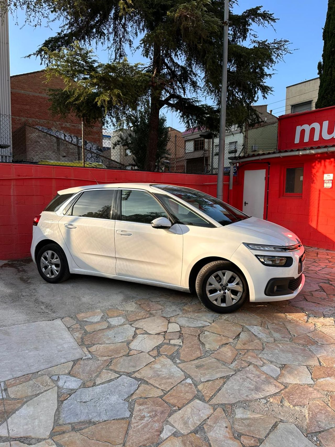 Citroën C4 Spacetourer BlueHDi 96KW (130CV) Feel - Foto 6