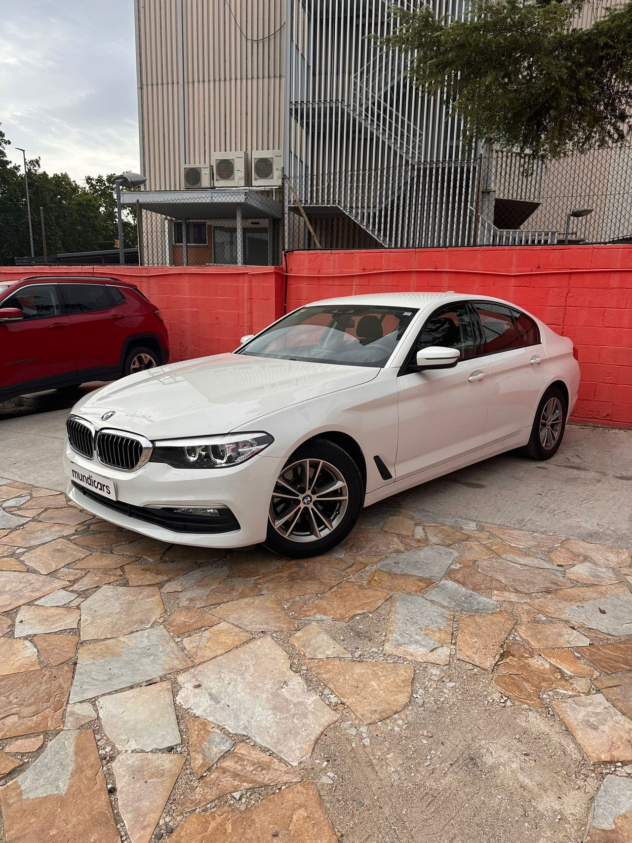 BMW Serie 5 520d - Foto 6