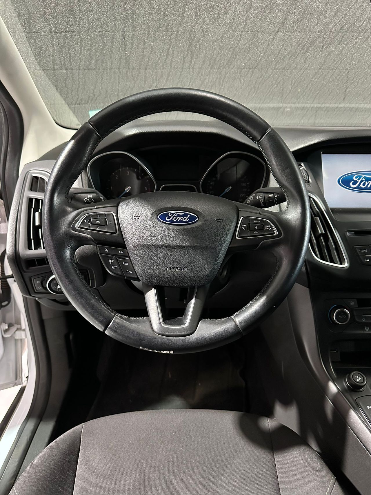 Ford Focus 1.5 TDCi E6 120cv Business - Foto 16