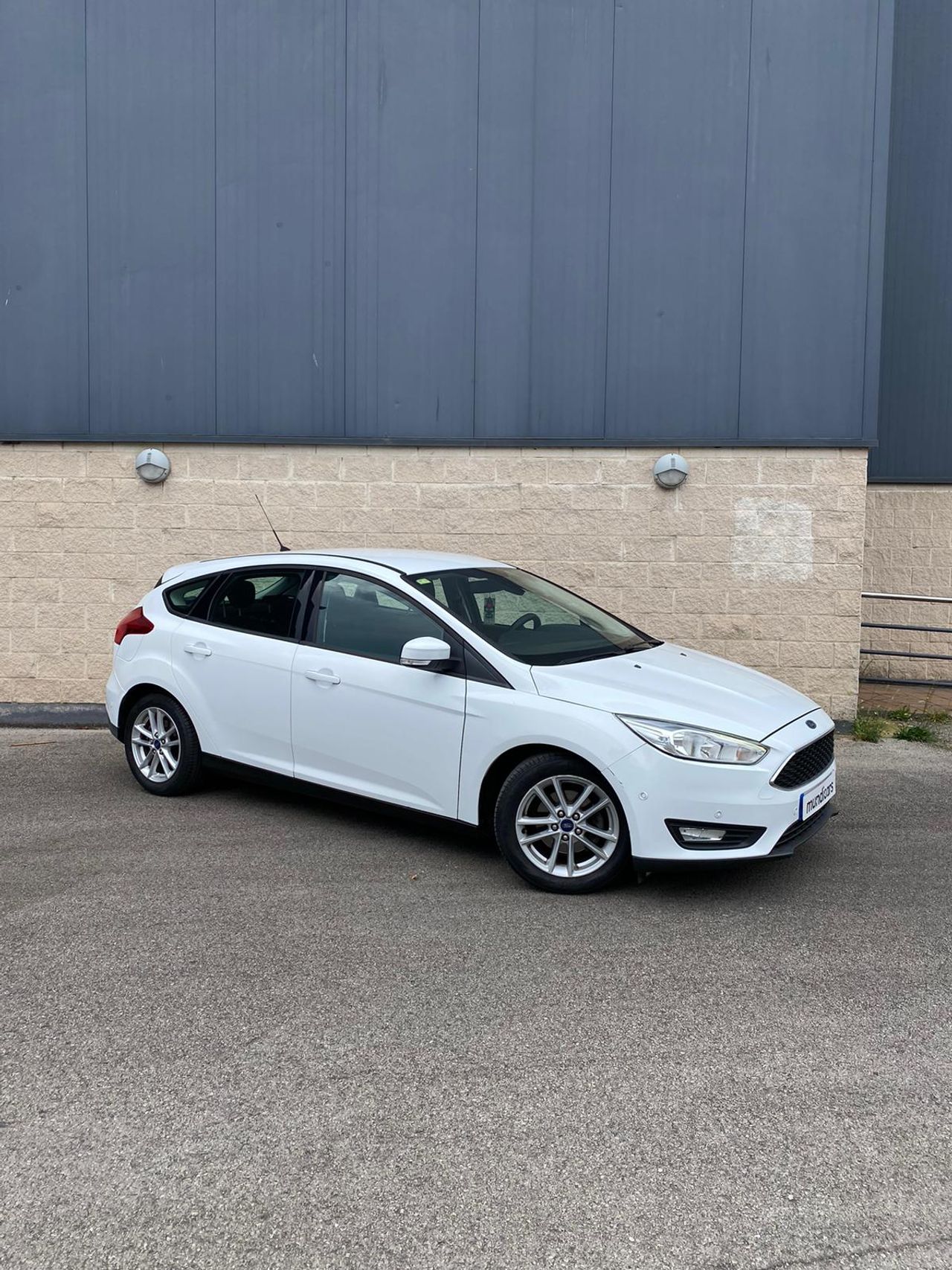 Ford Focus 1.5 TDCi E6 120cv Business - Foto 4