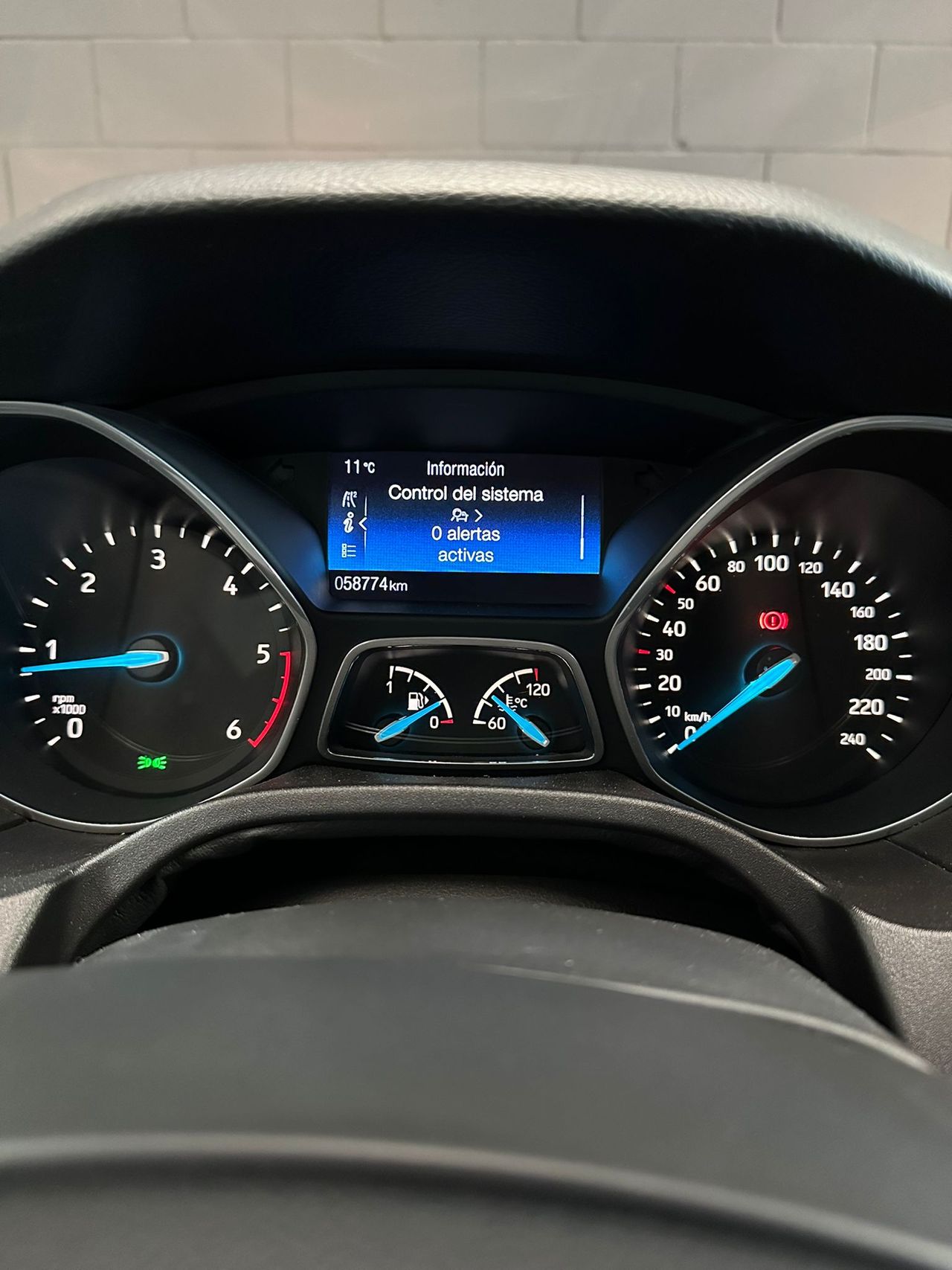 Ford Focus 1.5 TDCi E6 120cv Business - Foto 26