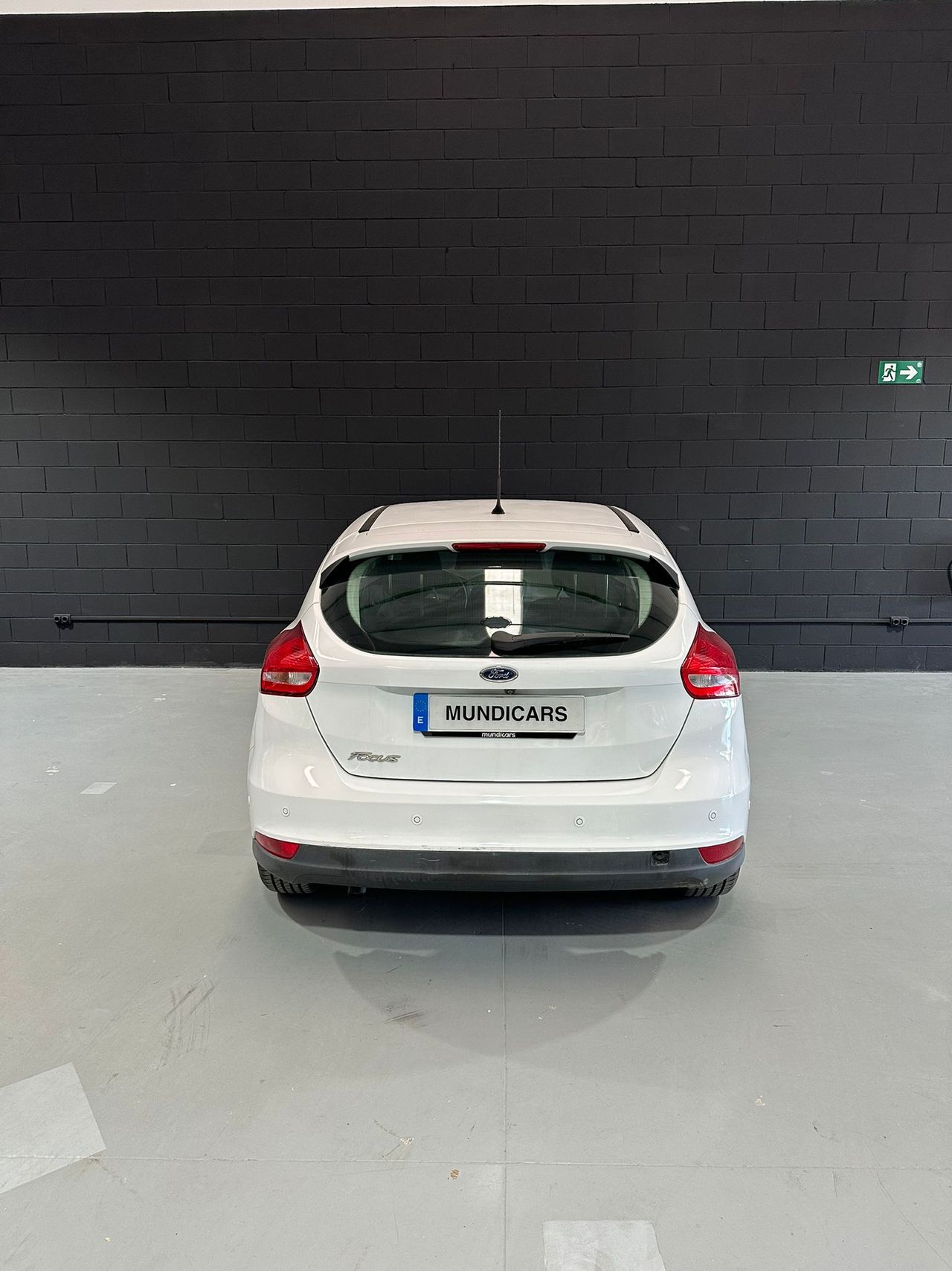 Ford Focus 1.5 TDCi E6 120cv Business - Foto 11