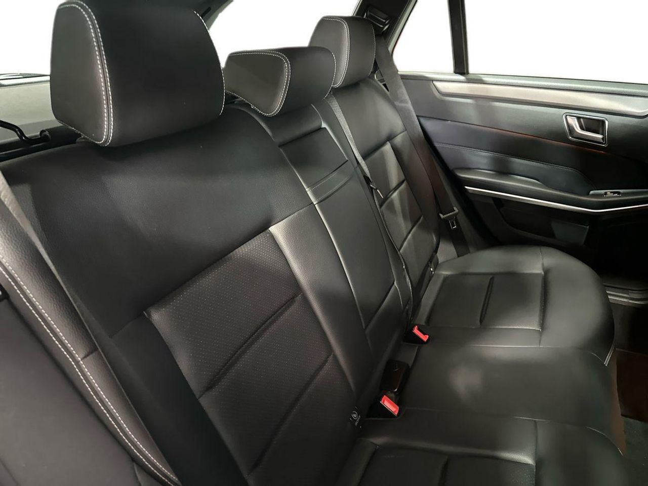 Mercedes Clase E E 220 BlueTEC Avantgarde Estate - Foto 18