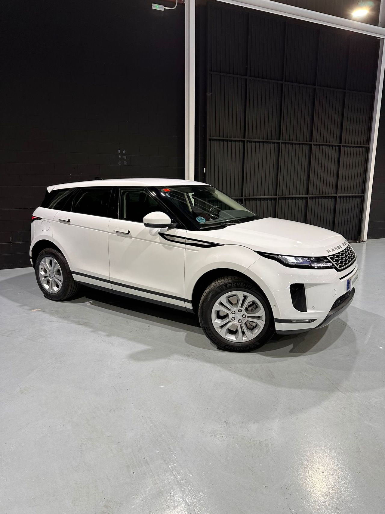 Land-Rover Range Rover Evoque 2.0 D150 S FWD - Foto 5