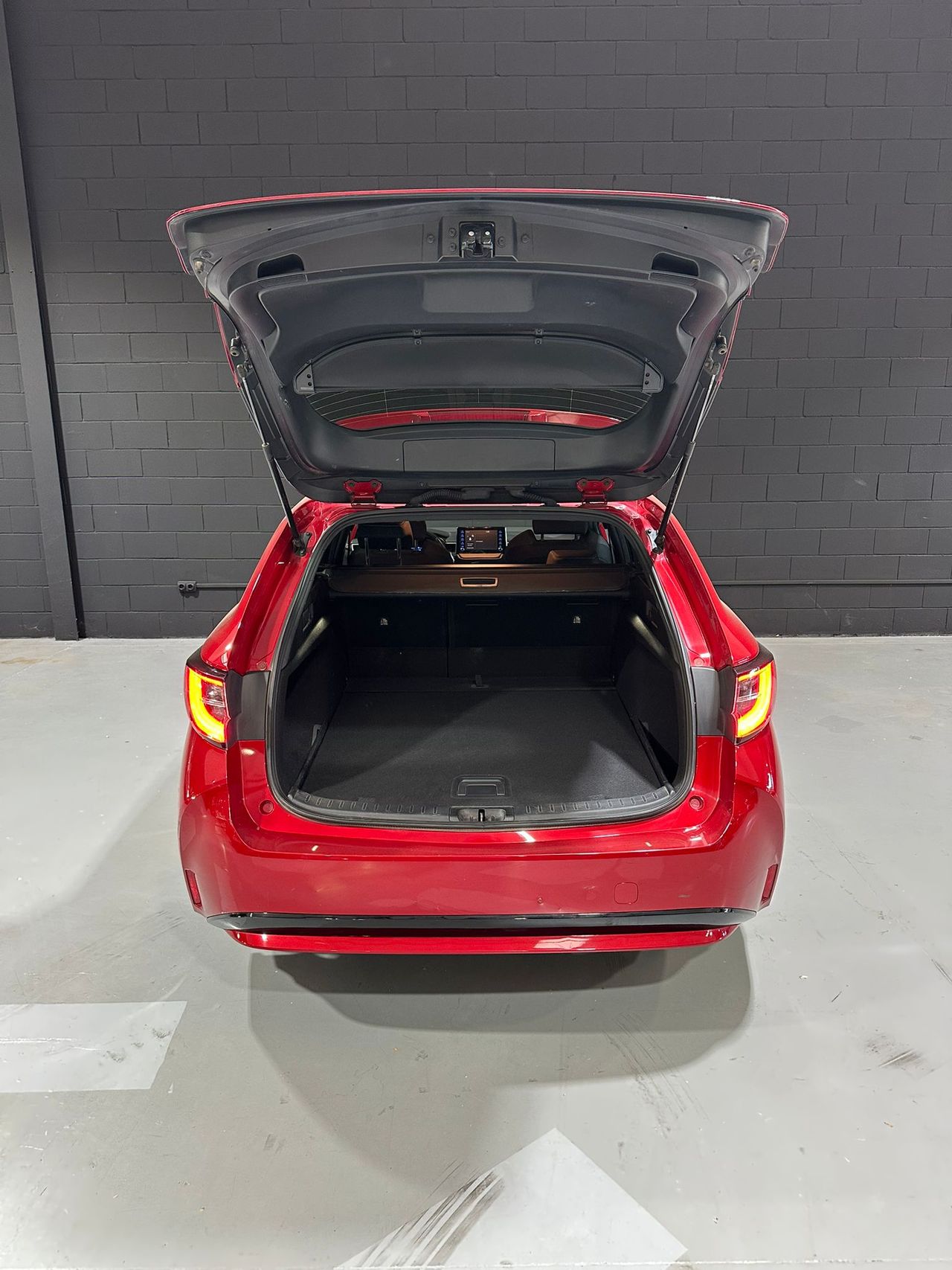 Toyota Corolla 1.8 125H STYLE E-CVT TOURING SPORT - Foto 9