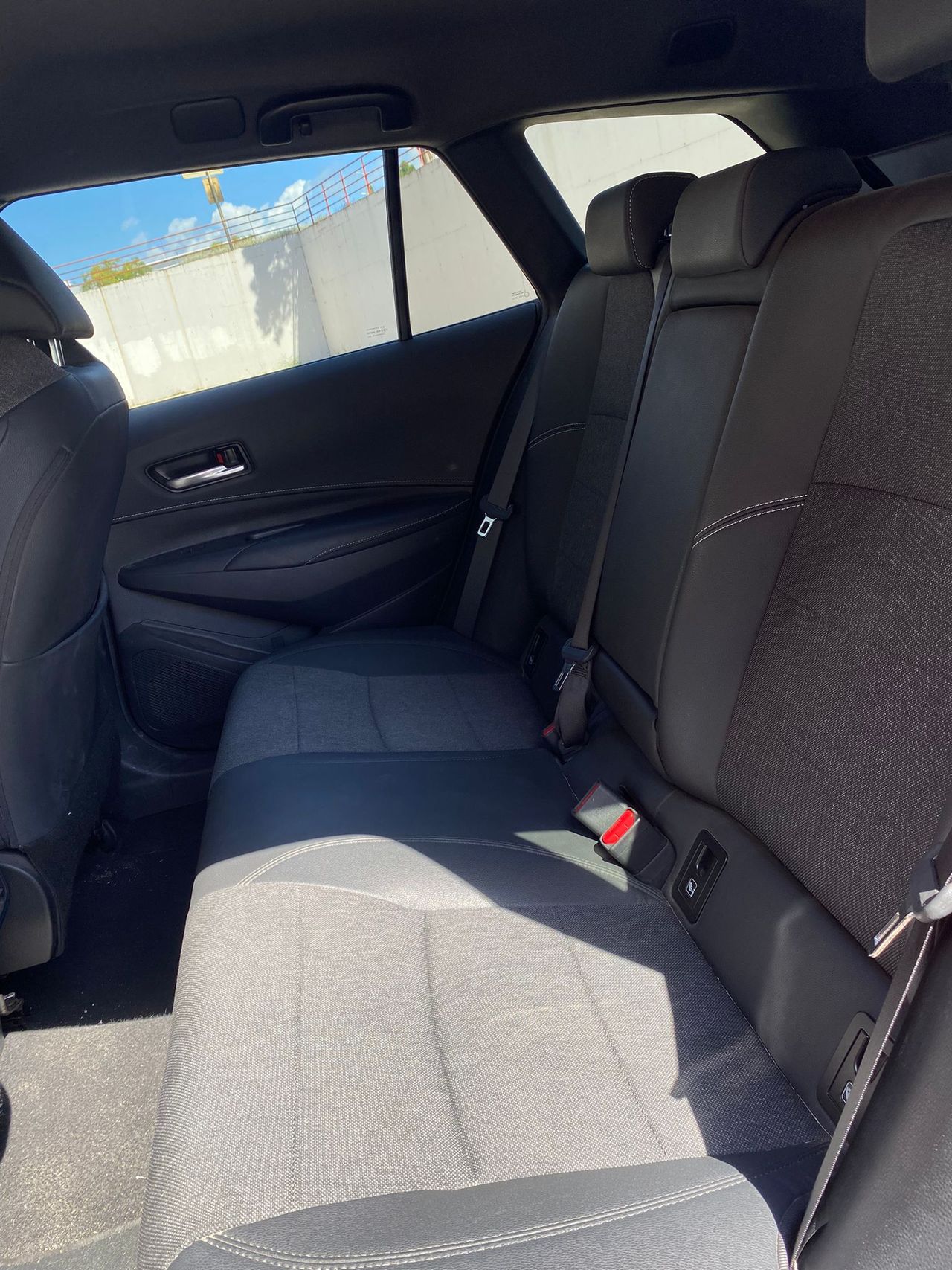 Toyota Corolla 1.8 125H STYLE E-CVT TOURING SPORT - Foto 17