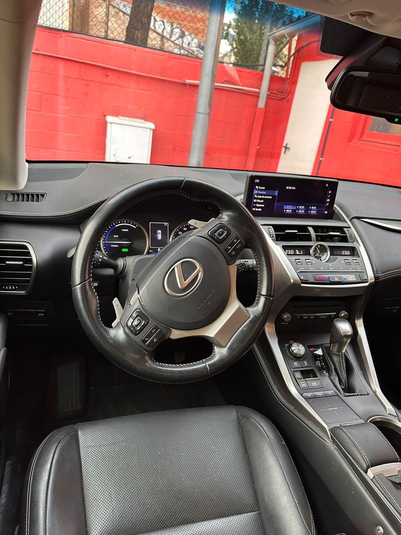 Lexus NX 2.5 300h Business Navigation 2WD - Foto 15