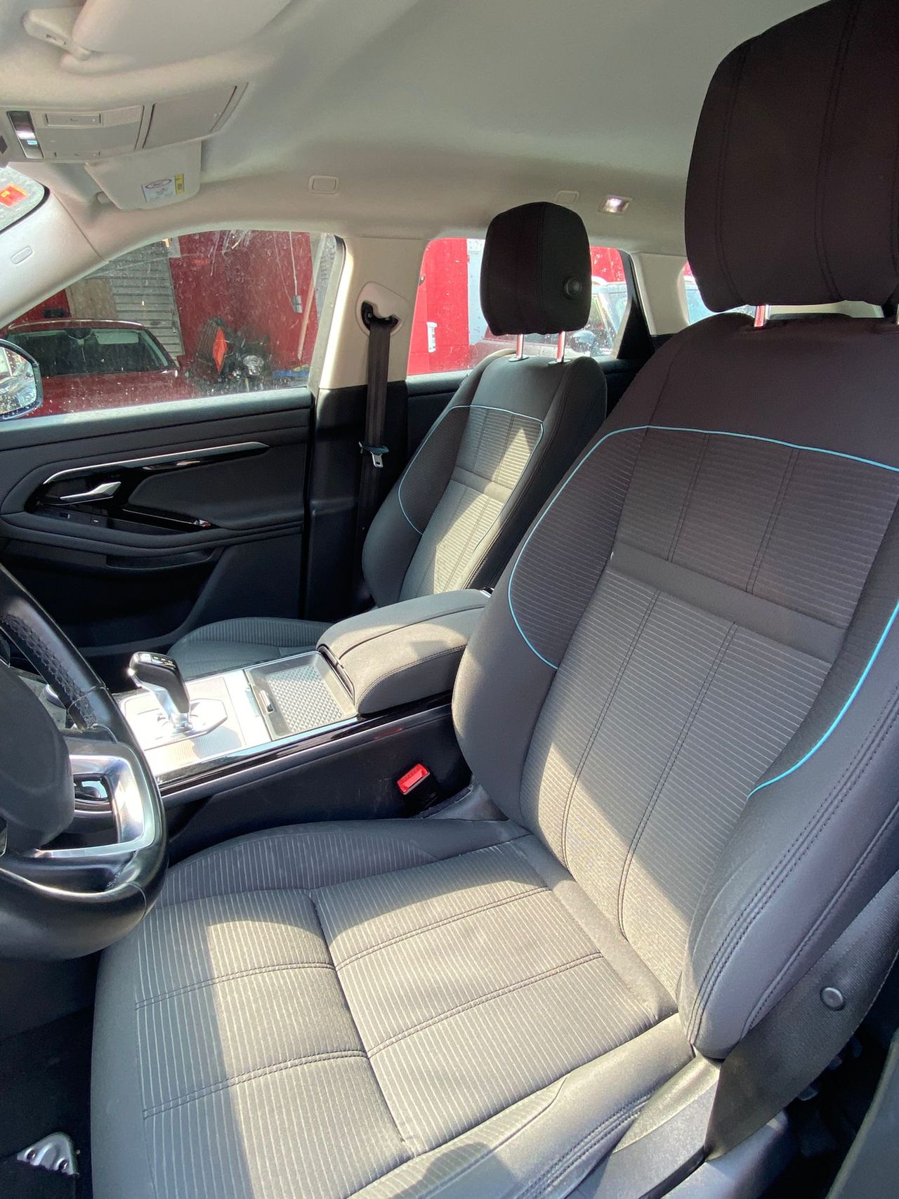 Land-Rover Range Rover Evoque 2.0 D150 HSE AUTO 4WD - Foto 16
