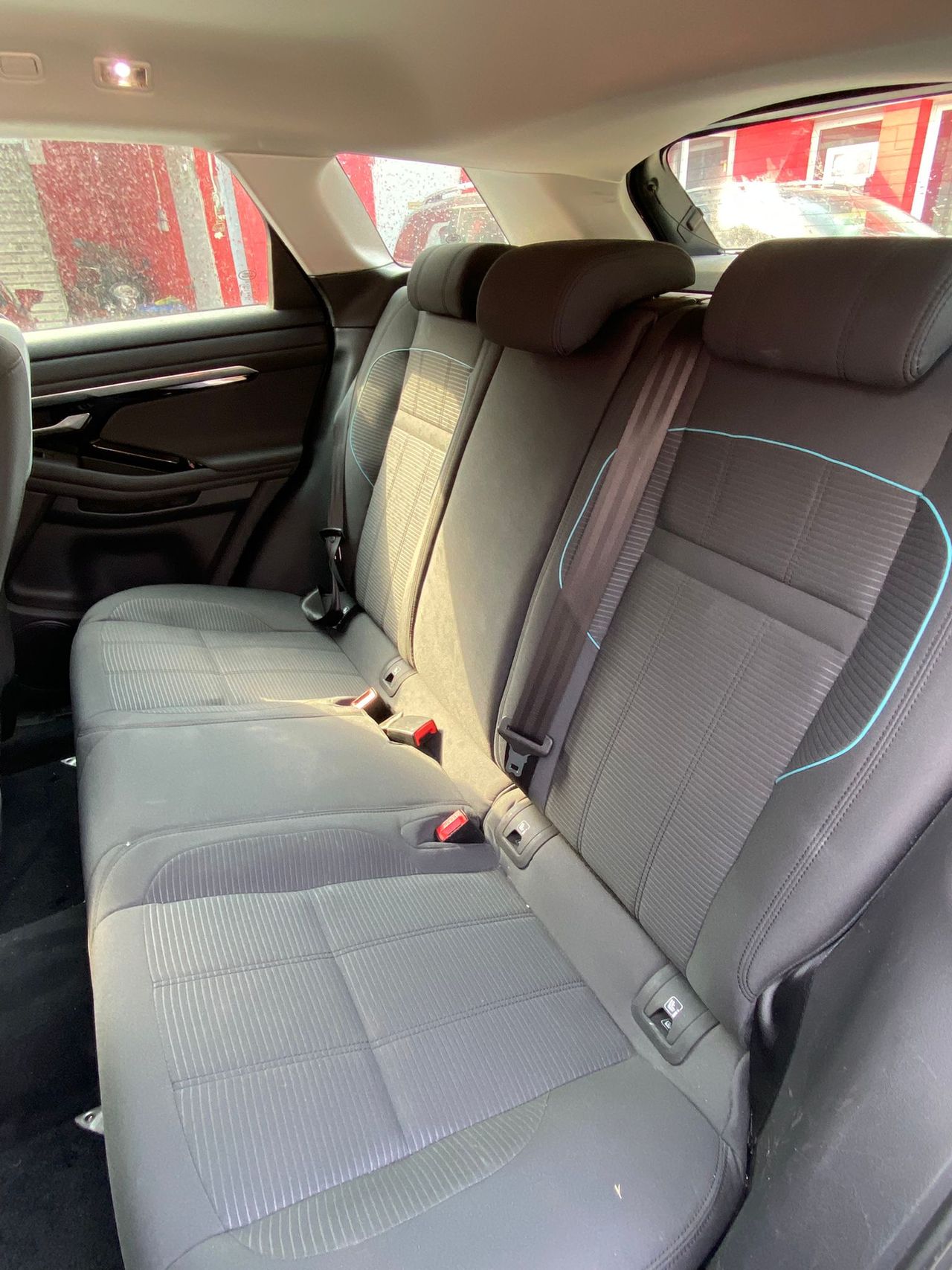 Land-Rover Range Rover Evoque 2.0 D150 HSE AUTO 4WD - Foto 15